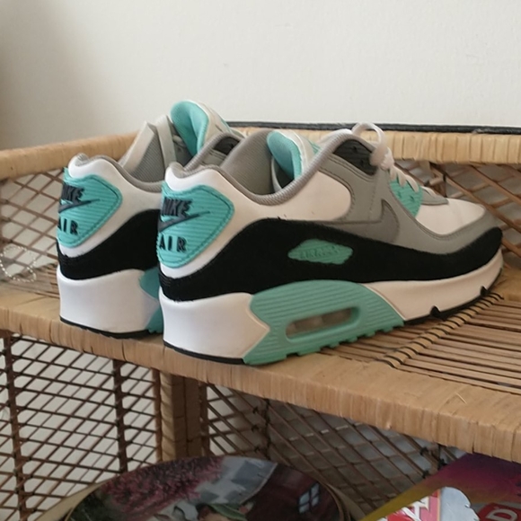 Sneakers - Picture 2 of 2